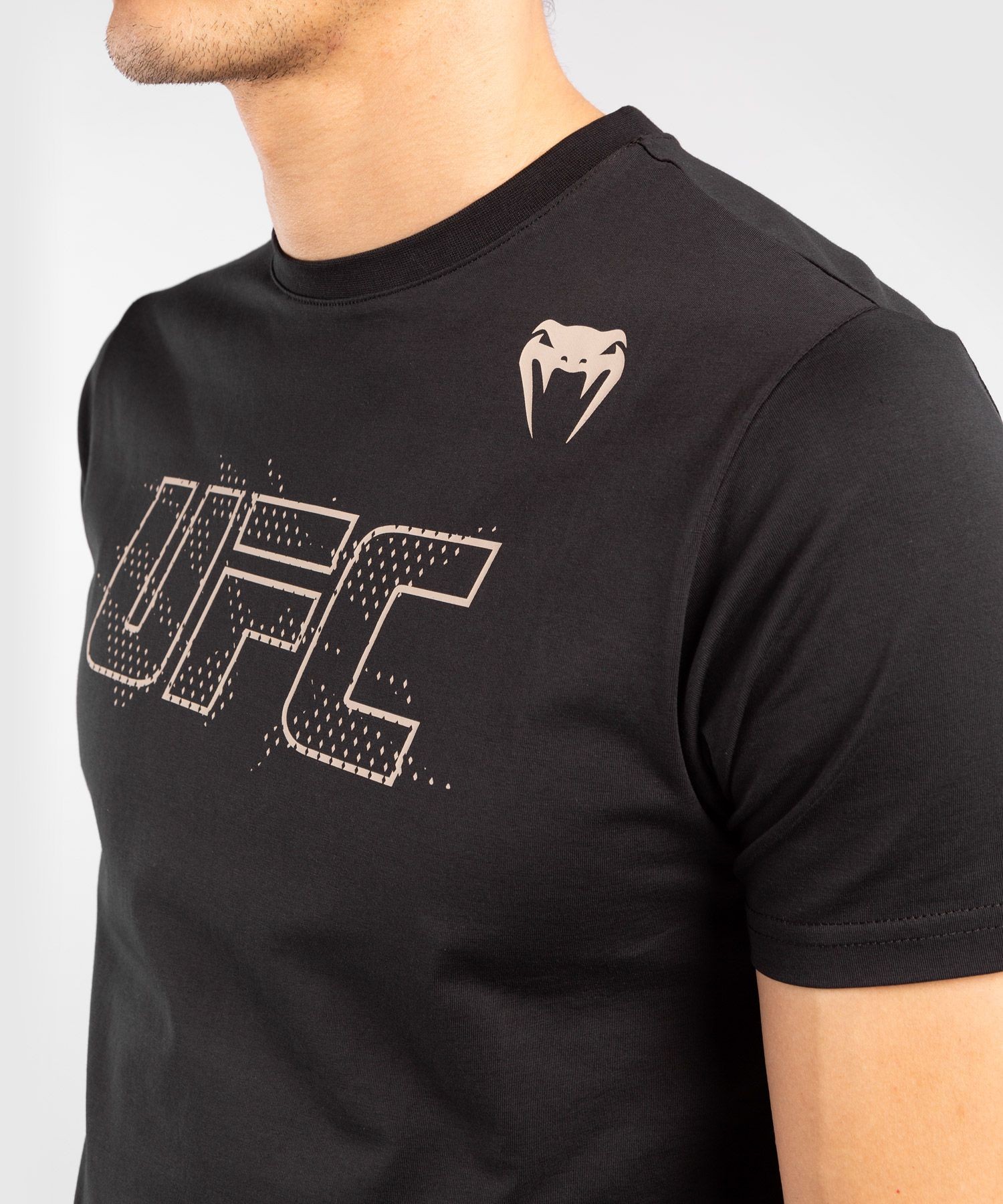 VENUM POLERA UFC AUTHENTIC