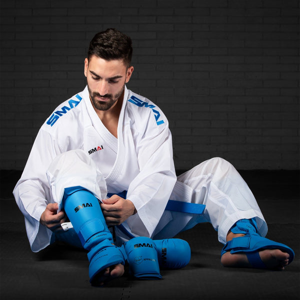 smai canillera karate con empeine wkf