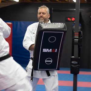 smai escudo curvo shock tech