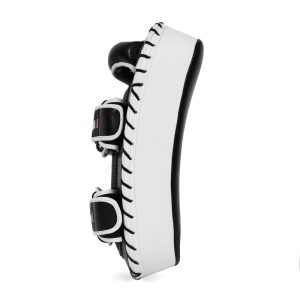smai escudo essentials muay thai pad