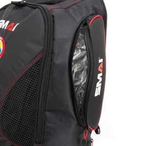 smai mochila y bolso karate