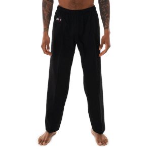 smai karategi kumite negro
