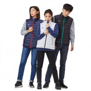 mooto parka hero negra