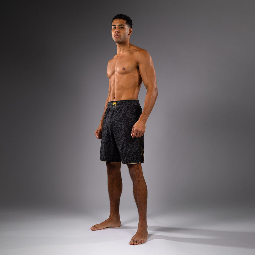 venum short topuria