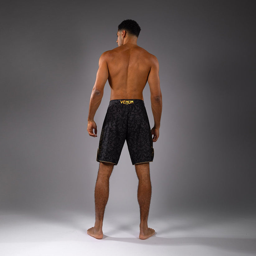 venum short topuria