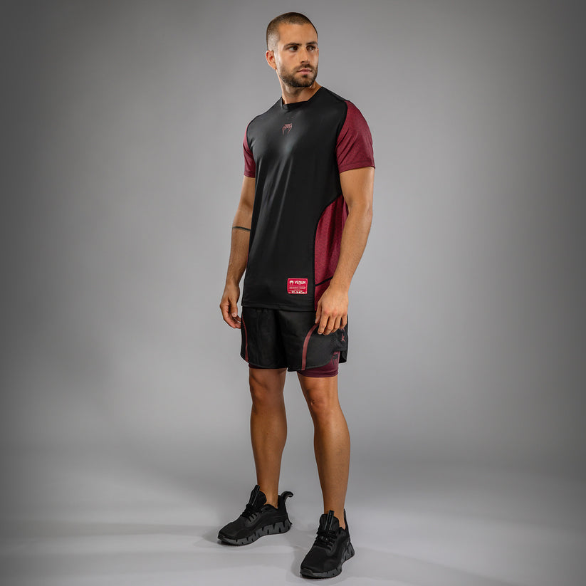 venum polera assassin's creed negra