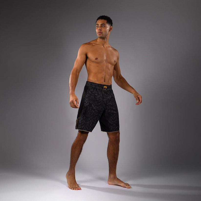 venum short topuria