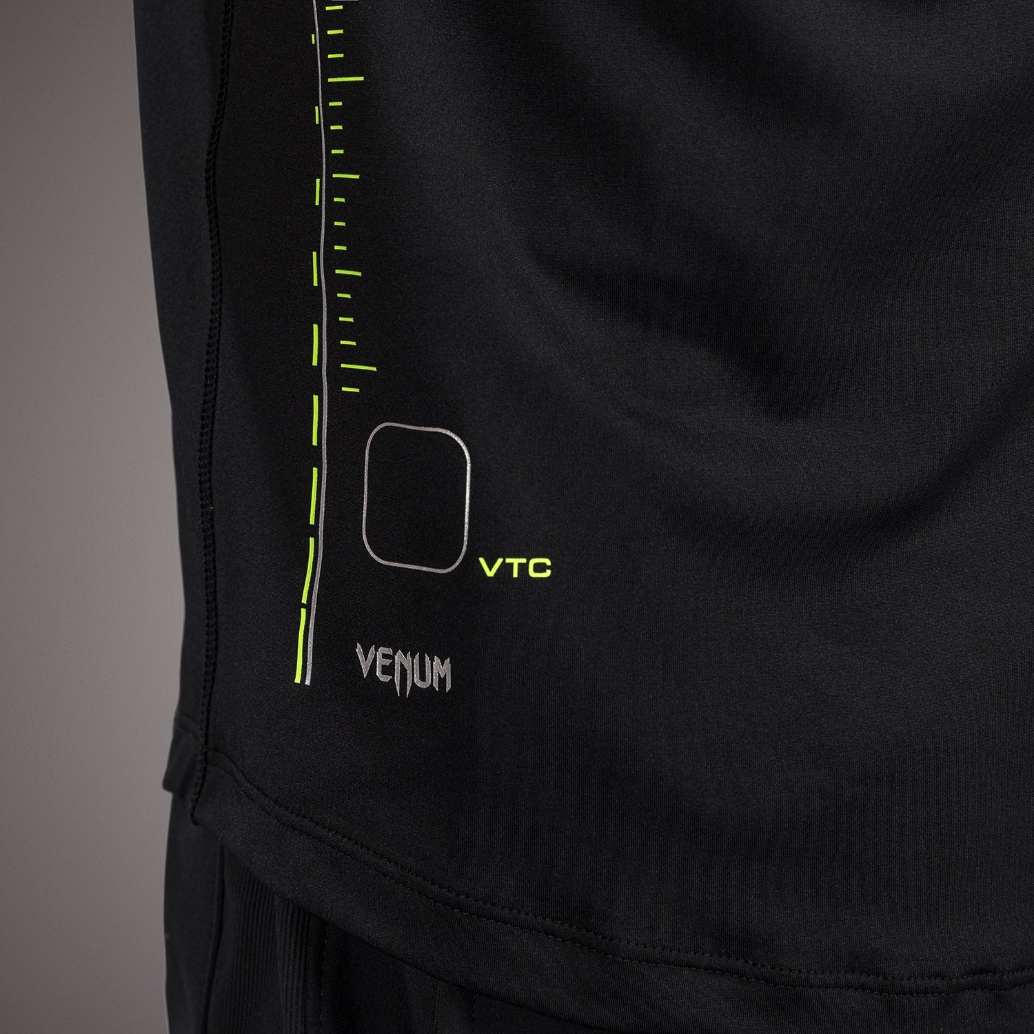 venum polera training camp 4.0